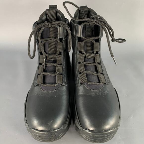 JOHN ELLIOTT Size 7 Black Faux Leather Lace-Up Tread Sole Ankle Boots main image 5